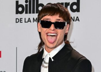 Peso Pluma rompe récord Guinness por ser el artista latino más visto de YouTube