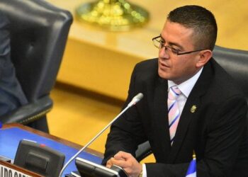 Diputado Reynaldo López Cardoza pide vicepresidencia en la Asamblea Legislativa