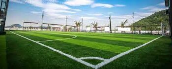 Continúan trabajos de construcción de centro deportivo en el cantón La Montaña, Morazán 