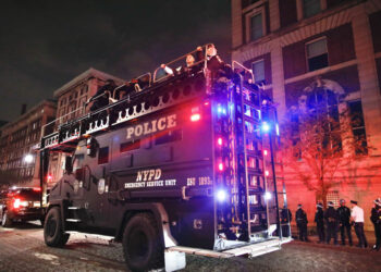 La Policía desalojó a estudiantes del edificio de la Universidad de Columbia que están contra la guerra en Gaza