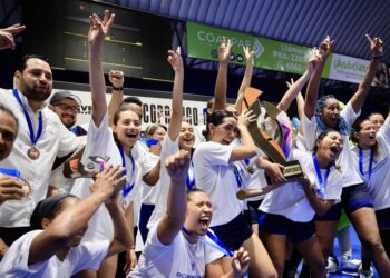 ¡San Salvador, bicampeón invicto de la LMBF!