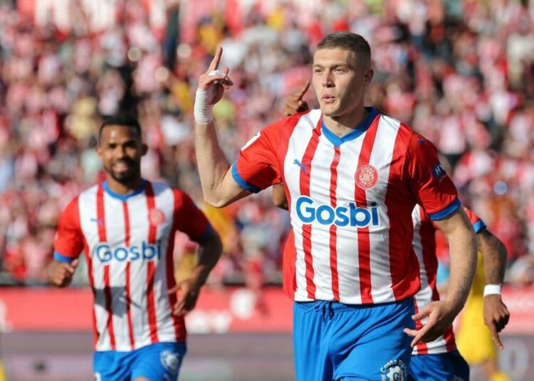 Girona derrota al Barcelona 4-2 y le da el título al Real Madrid