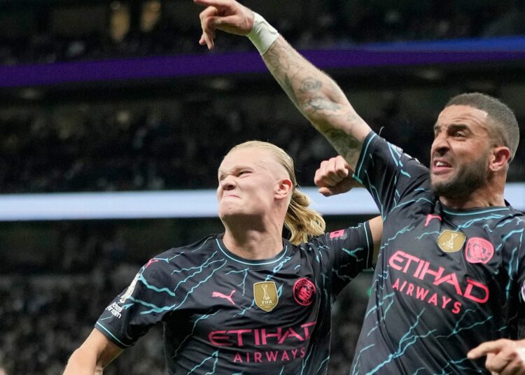 Manchester City le ganó al Tottenham y se acerca al título en la Premier League