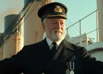 Fallece Bernard Hill que interpretó a Edward Smith en Titanic