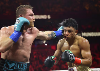Canelo Álvarez venció a Jaime Munguía por decisión unánime en Las Vegas