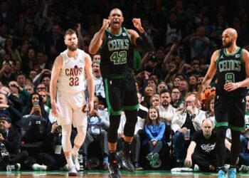 Celtics vencen 113-98 a Cavs y avanzan a la final de la Conferencia Este