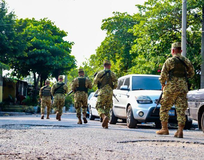 Continúa cerco de seguridad en colonias de Apopa