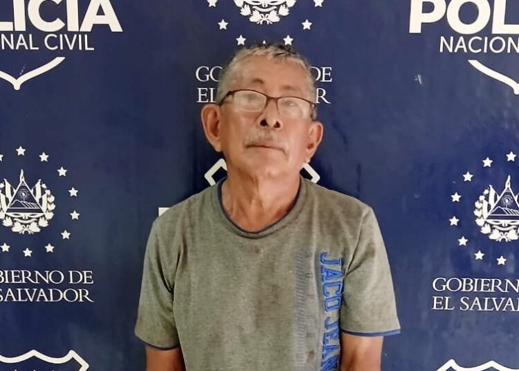 Sujeto intentó asesinar a machetazos a su compañera de vida