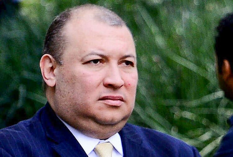 Exsecretario privado de Mauricio Funes y su grupo familiar es demandado por enriquecimiento ilícito