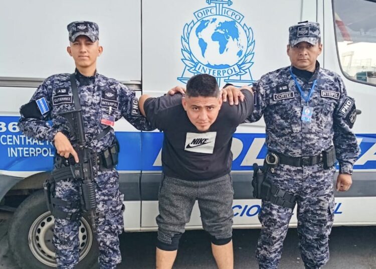 Capturan a salvadoreño que fue deportado desde Estados Unidos