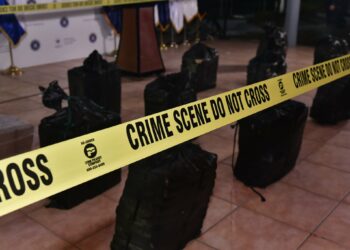 Autoridades de Seguridad presentan droga incautada a 882 millas náuticas de la Bocana el Cordoncillo