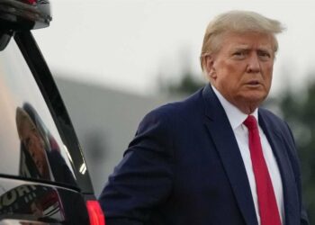 Tribunal de apelaciones de Georgia revisará fallo que permite a fiscal seguir proceso contra Trump