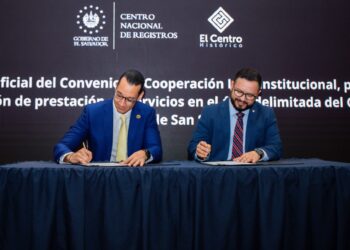 Autoridad del Centro Histórico y CNR firman convenio para optimizar servicios a través de ventanilla única