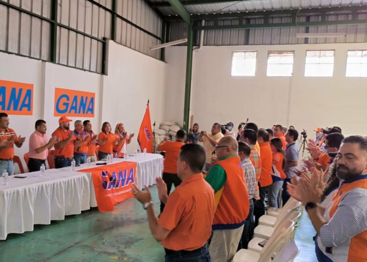 Gana suspende a alcaldes y concejales que se aumentaron salario, dietas y gastos de representación