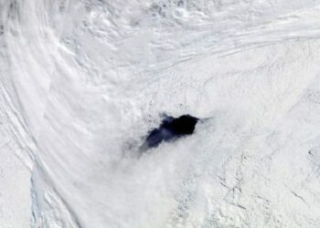 Resuelto el misterio de un agujero gigante en la Antártida