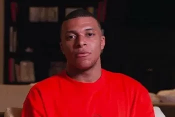 Kylian Mbappé anunció su salida del PSG