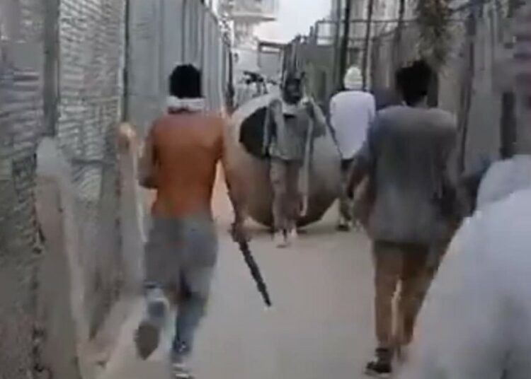 Destrozos y detonaciones en un violento motín en una cárcel de México 