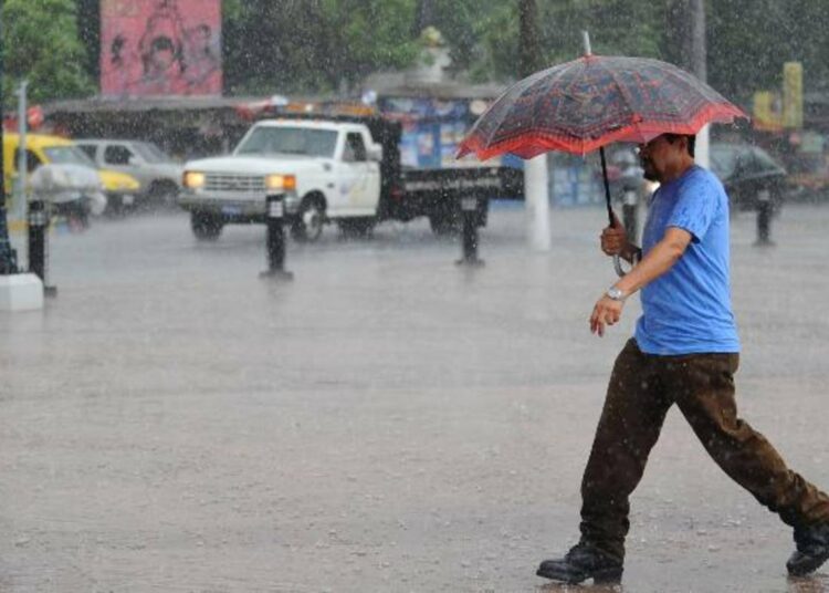 Medio Ambiente confirma lluvias para la tarde de este sábado