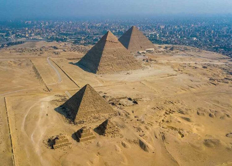 Descubren misteriosa «anomalía» cerca de pirámides de Guiza