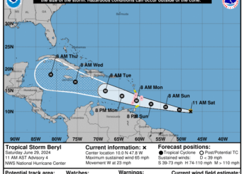 Tormenta tropical Beryl avanza hacia el sureste del Caribe y amenaza con convertirse en huracán