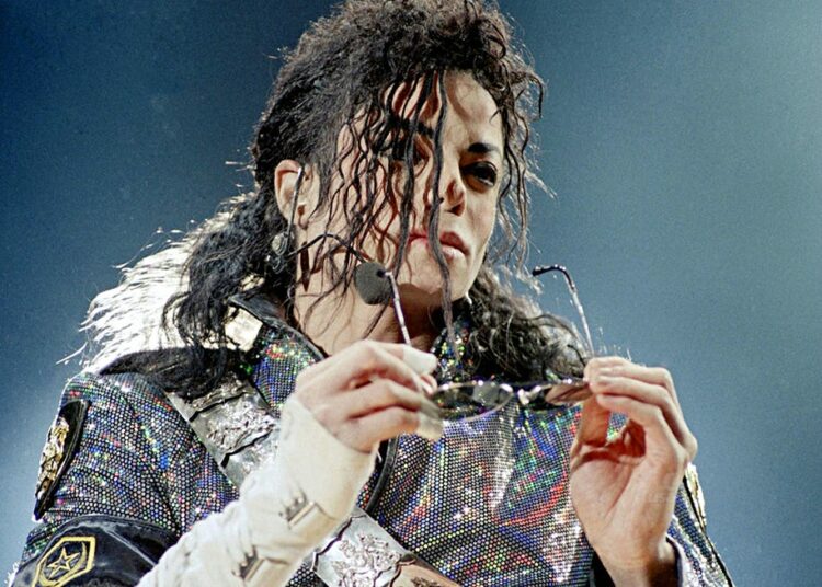 Michael Jackson tenía una deuda más de 500 millones de dólares en el momento de su muerte