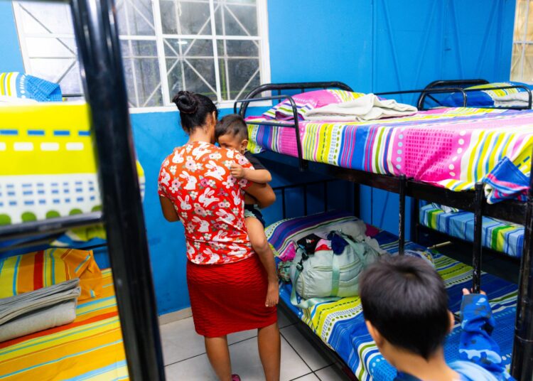 Más de 500 adultos y 300 niños están ocupando 23 de 100 albergues a nivel nacional