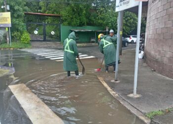 Más de 5 mil tragantes han sido evacuados de basura lanzada irresponsablemente