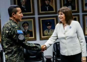 Patricia Bullrich afina detalles en estrategias de seguridad que serán implementadas en Argentina