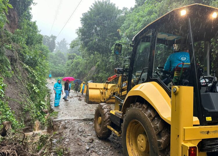 Dirección de Obras Municipales colaboran en obras de mitigación de riesgos a nivel nacional