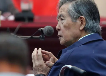 Alberto Fujimori está en la unidad de cuidados intensivos después de una grave caída en su residencia
