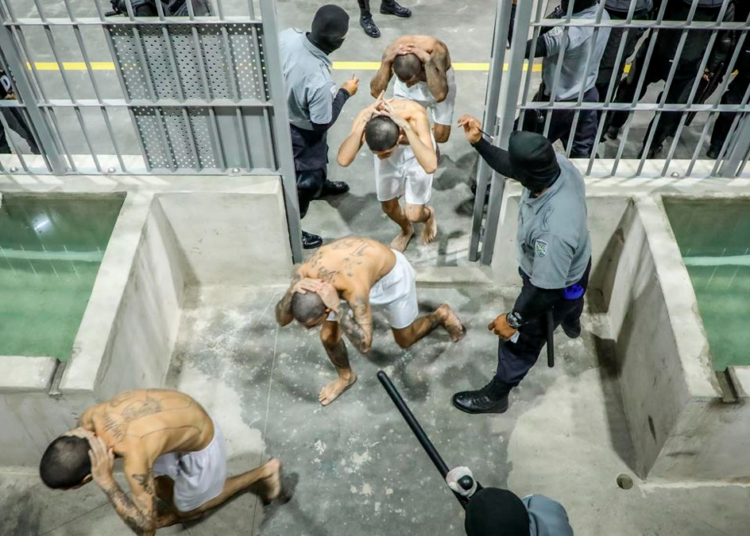 Oposición acepta que gobiernos anteriores a Nayib Bukele no pudieron enfrentar el tema de las pandillas