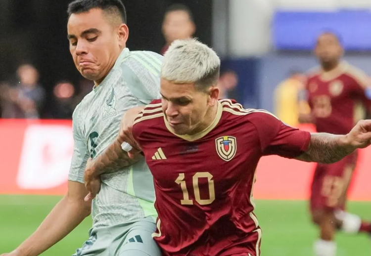 Venezuela derrota a México y pasa a cuartos de final de Copa América