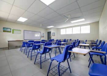 Gobierno lanza la licitación para la reconstrucción de 50 escuelas públicas