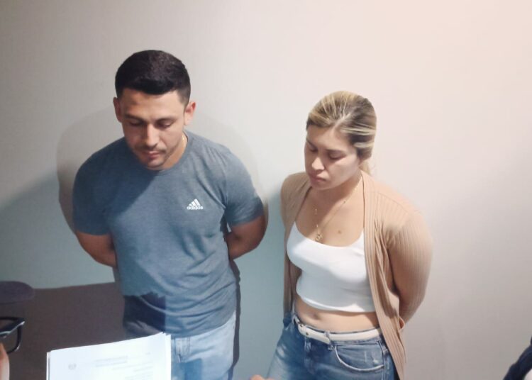 Desarrollan tercera audiencia contra estafadores incluyendo a exfutbolista salvadoreño David Rugamas