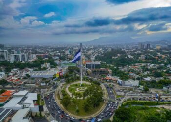 Diputados estudian la creación del organismo que busca implementar un programa de energía nuclear en El Salvador