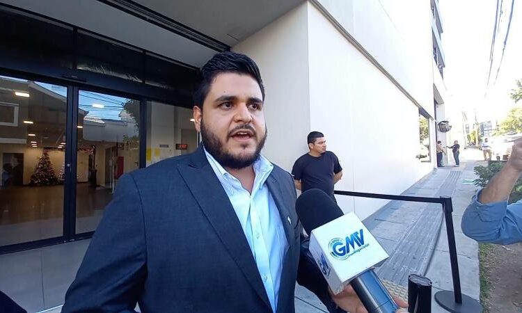 Tribunal Sexto de Sentencia dará el fallo sobre el caso de difamación y calumnia entre Christian Guevara y Héctor Silva