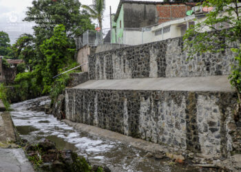 Entregan obras de mitigación en colonia El Bosque, San Salvador