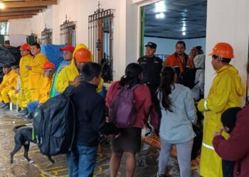72 personas evacuadas del barrio La Vega, Ahuachapán 