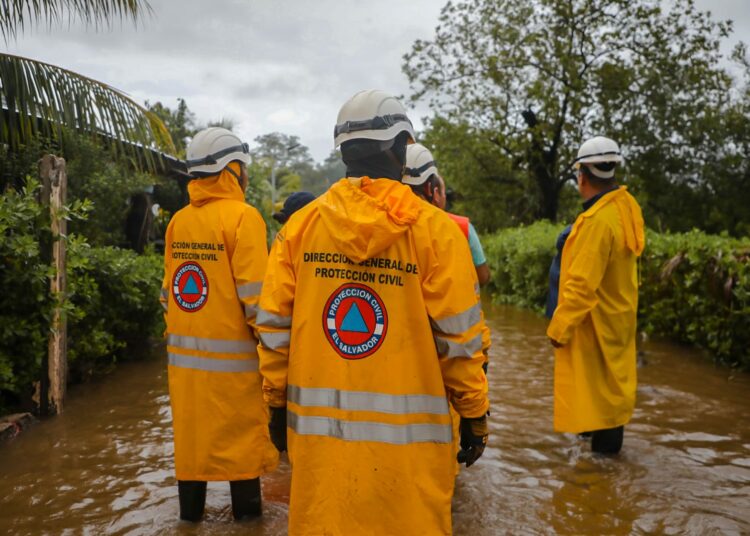 Oriente registra períodos de lluvia de más de 16 horas