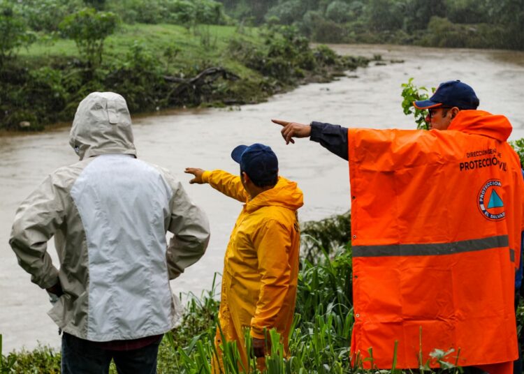Lluvias continuarán en los próximos días, Gobierno se mantiene alerta