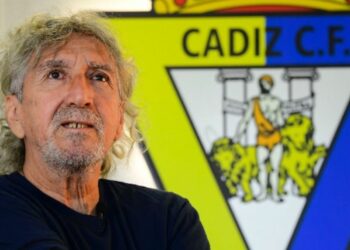 Salvadoreños presenciarán homenajes a Jorge «El Mágico” González