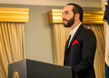 “GRACIAS EN NOMBRE DEL PUEBLO SALVADOREÑO”, DICE NAYIB BUKELE A TENISTA MARCELO ARÉVALO