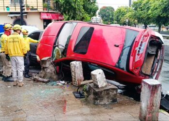 Accidente de tránsito en barrio San Miguelito deja varias personas lesionadas