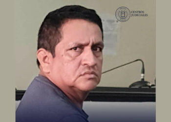 Hija denuncia a su padre ante juzgado por deberle más de $3 mil dólares en cuotas alimenticias