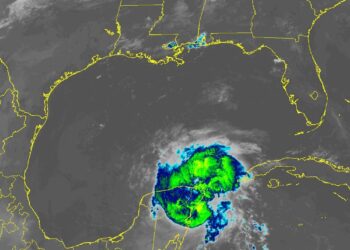 Huracán Beryl toca tierra al norte de Tulum, Quintana Roo, México