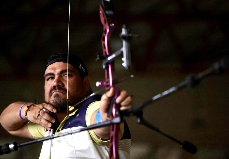 Arquero Óscar Ticas venció la adversidad y cumple su sueño olímpico