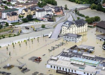 Valle de Aosta, Italia pide estado de catástrofe tras tormentas