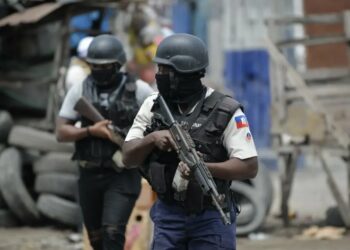Policía haitiana recupera control de cuartel atacado por pandillas