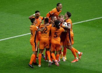 Países Bajos lo dio vuelta y será rival de Inglaterra en semifinales