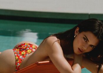 Kendall Jenner publicó una foto posando desnuda tras regresar con Bad Bunny